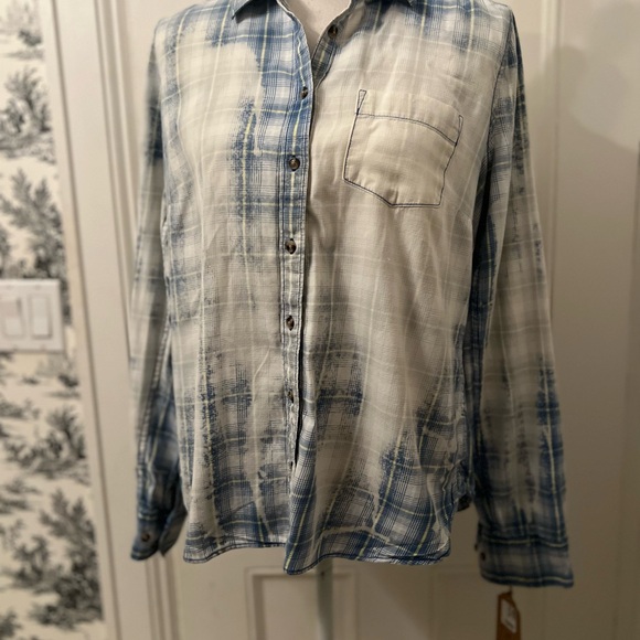 NWT womens Sissy Gypsy sequin butterfly cotton button front shirt Size Large - Picture 7 of 9